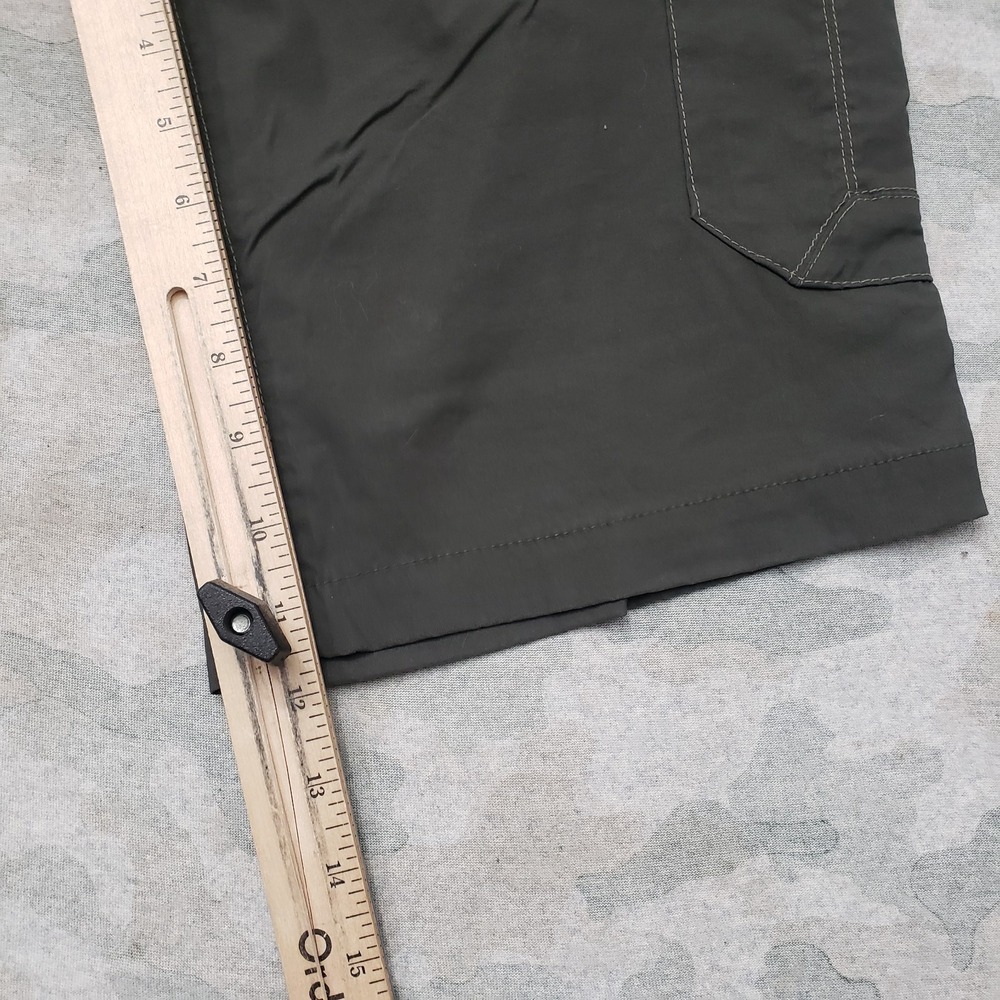 Kuhl Shorts Mens 32 Green Renegade Cargo Pockets Outdoors Hiking Travel Camp - Picture 3 of 9